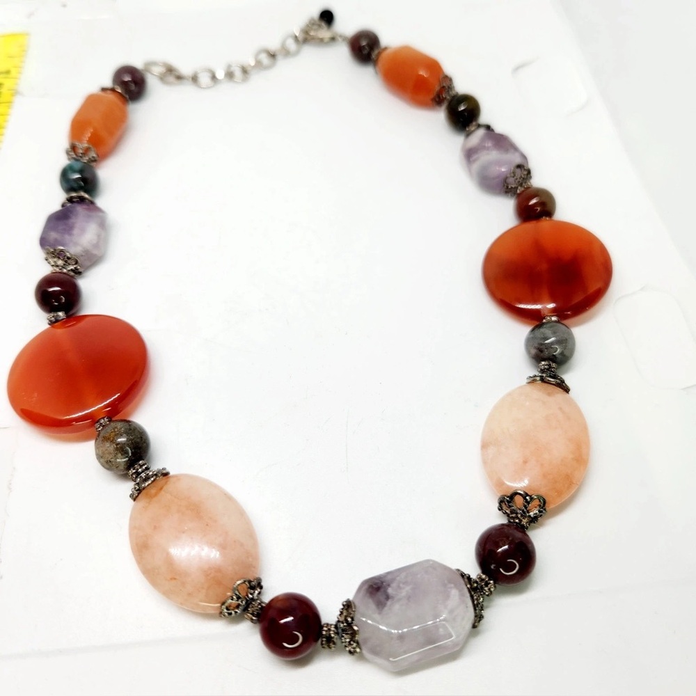Elegant Multicolor Beaded Necklace